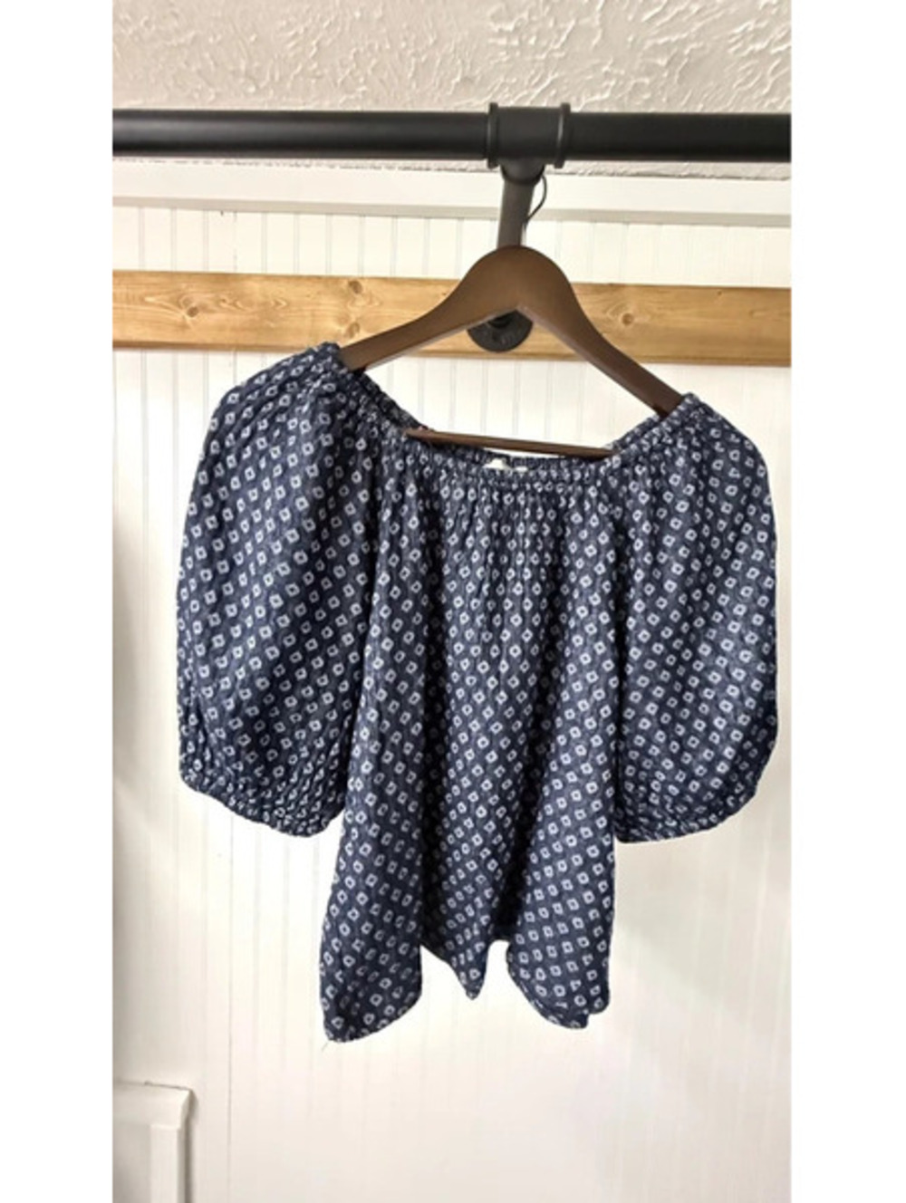 Universal Thread puff-sleeve cotton boho all-over white geometric print small